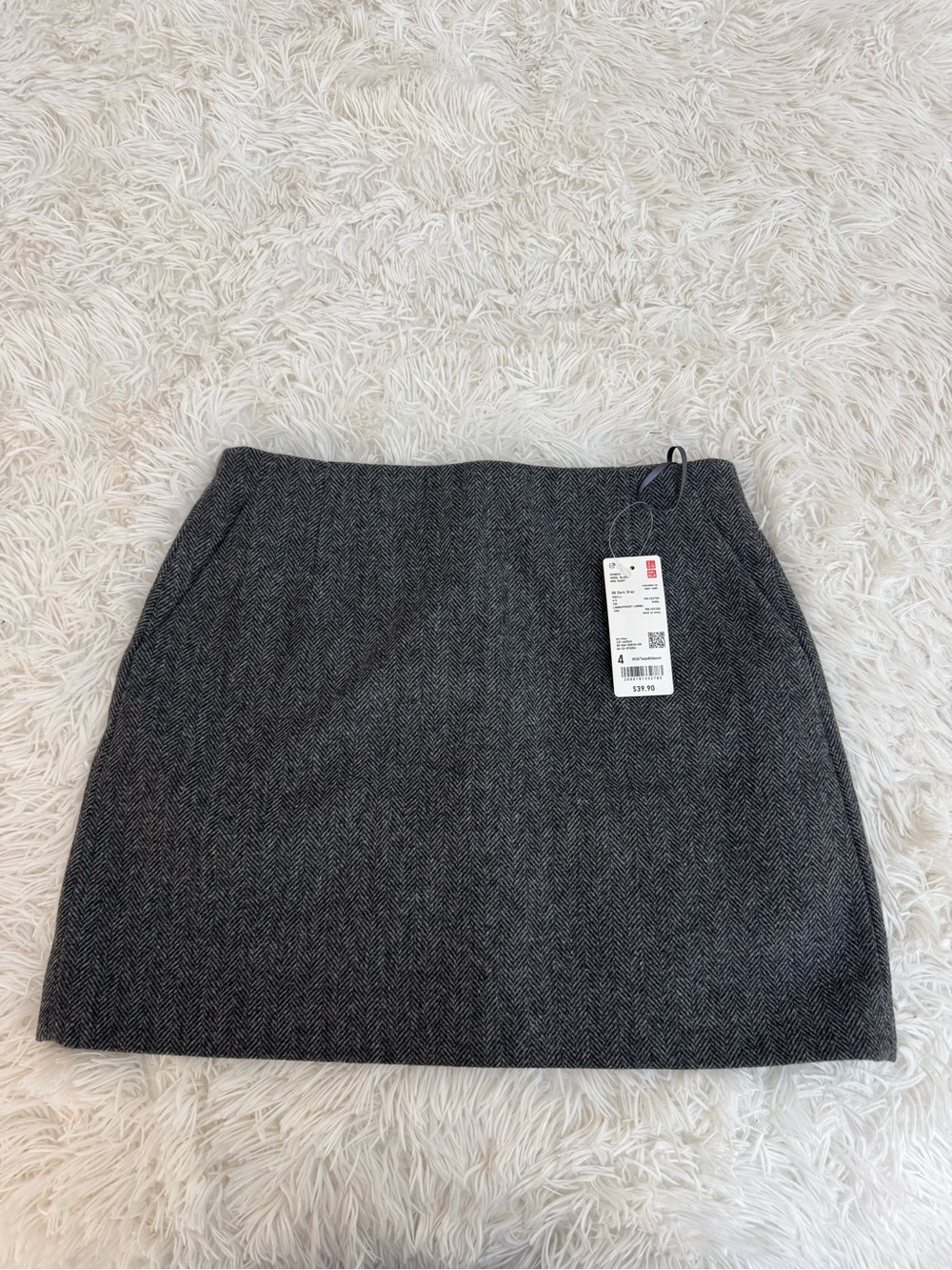 Uniqlo Charcoal Gray Herringbone Mini Skirt